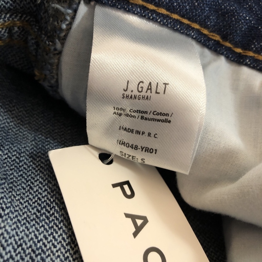 BRANDY MELVILLE DARK WASH JEANS - Picture 4 of 4